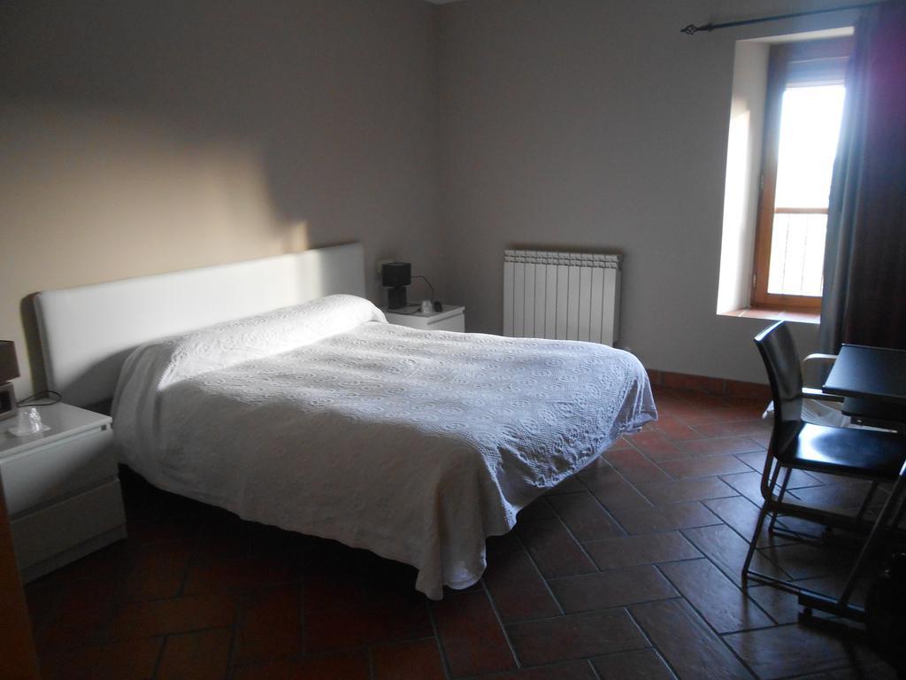 Hospedaje Nuestra Senora De Ujue Tafalla Room photo