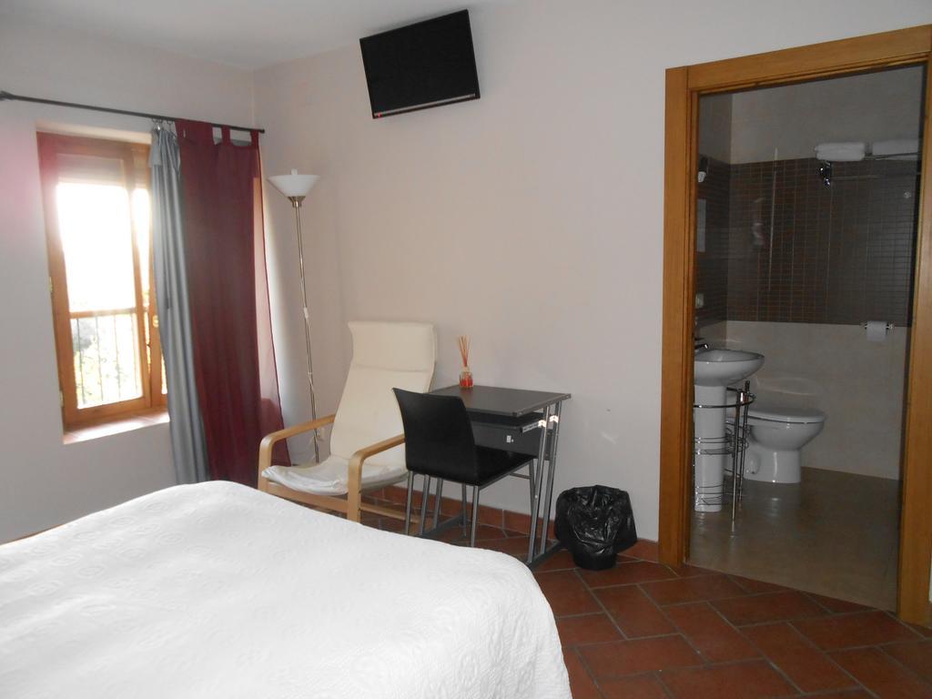 Hospedaje Nuestra Senora De Ujue Tafalla Room photo