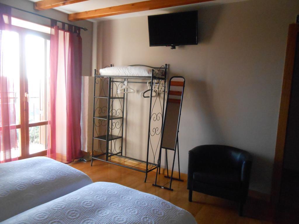 Hospedaje Nuestra Senora De Ujue Tafalla Room photo