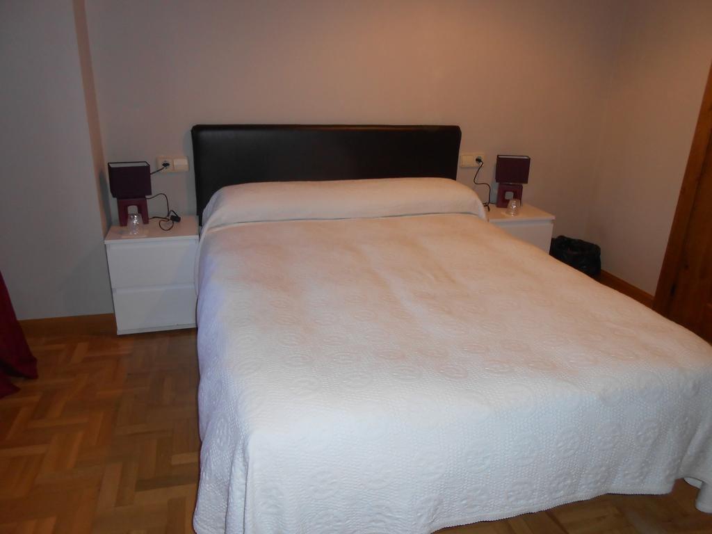 Hospedaje Nuestra Senora De Ujue Tafalla Room photo