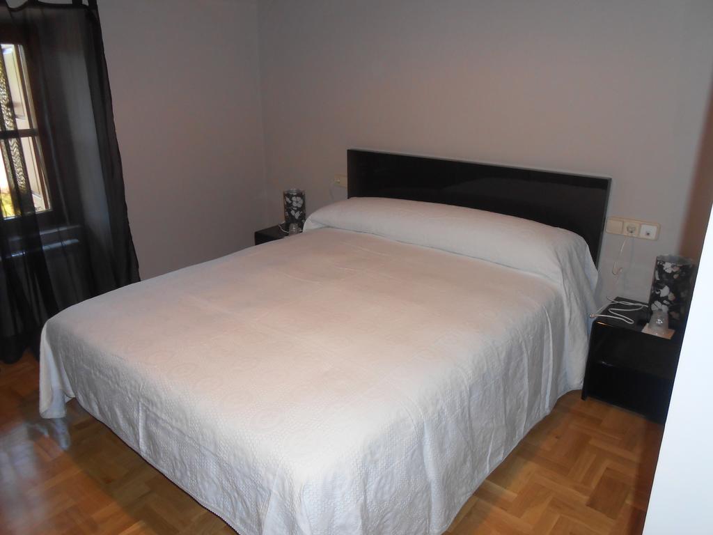 Hospedaje Nuestra Senora De Ujue Tafalla Room photo