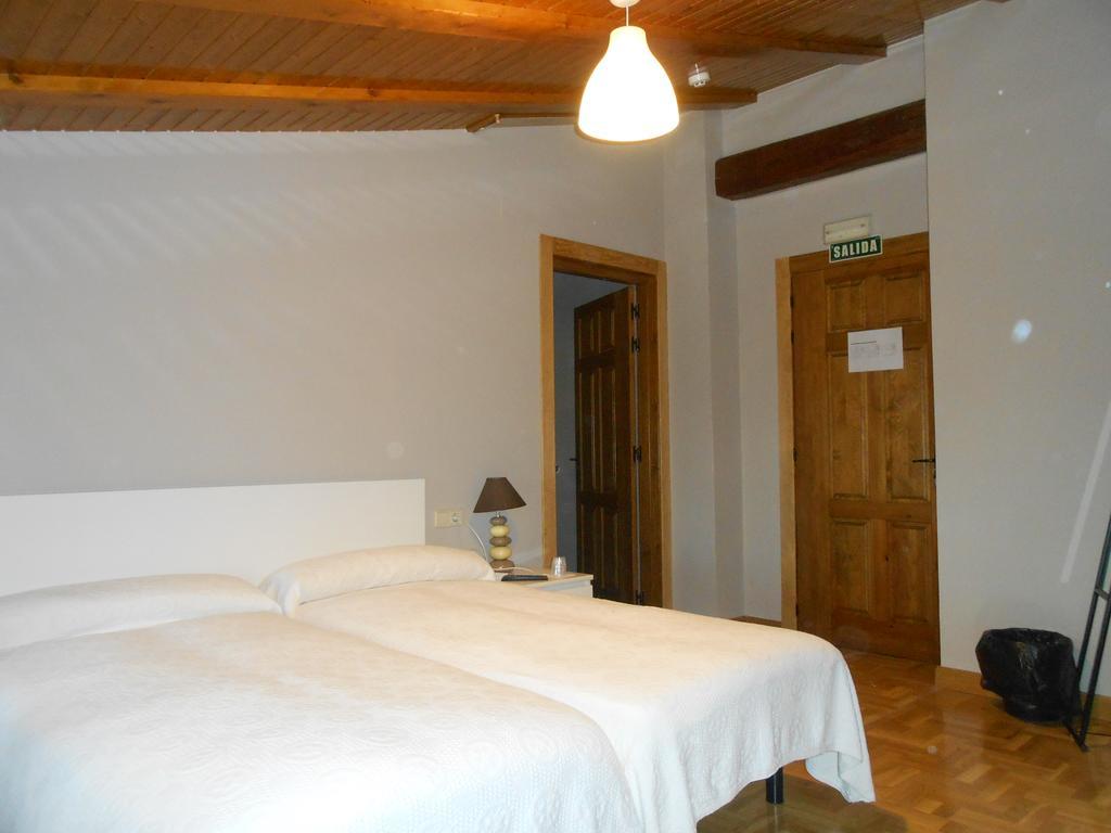 Hospedaje Nuestra Senora De Ujue Tafalla Room photo